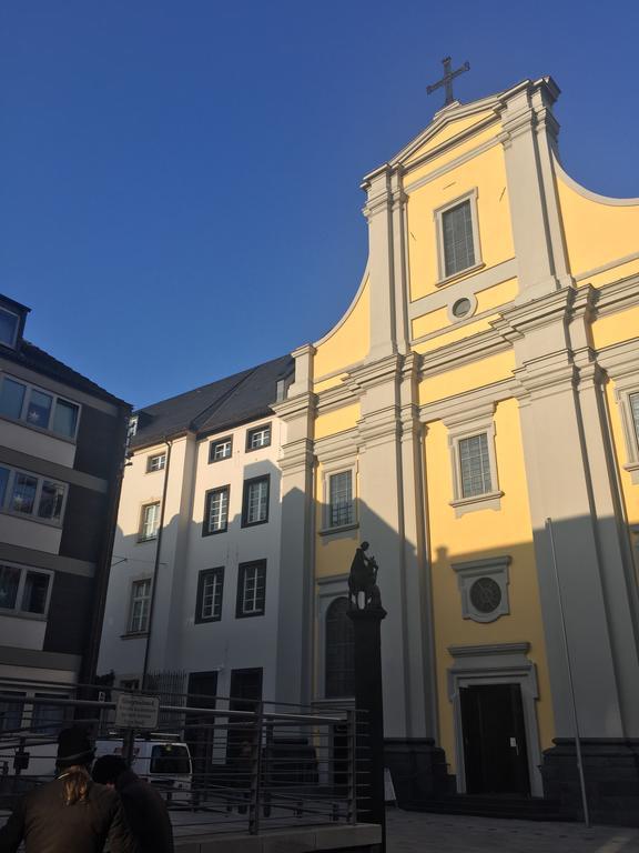 Barcelona Bed & Breakfast Dusseldorf