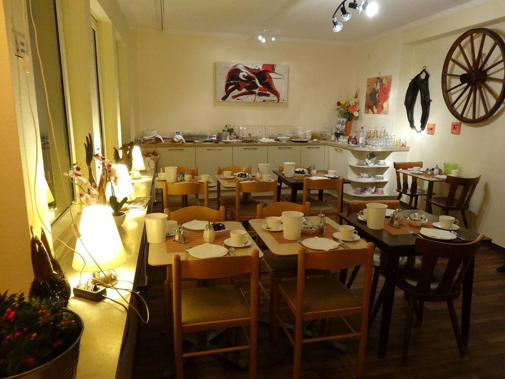 Barcelona Bed & Breakfast Hotel 3*