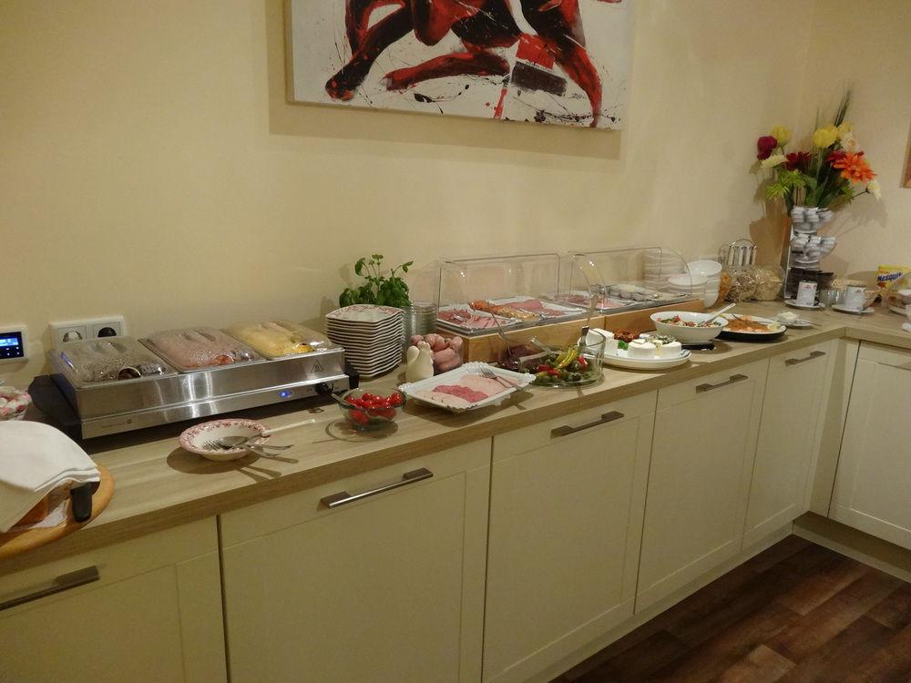 Hotel Barcelona Bed & Breakfast Dusseldorf