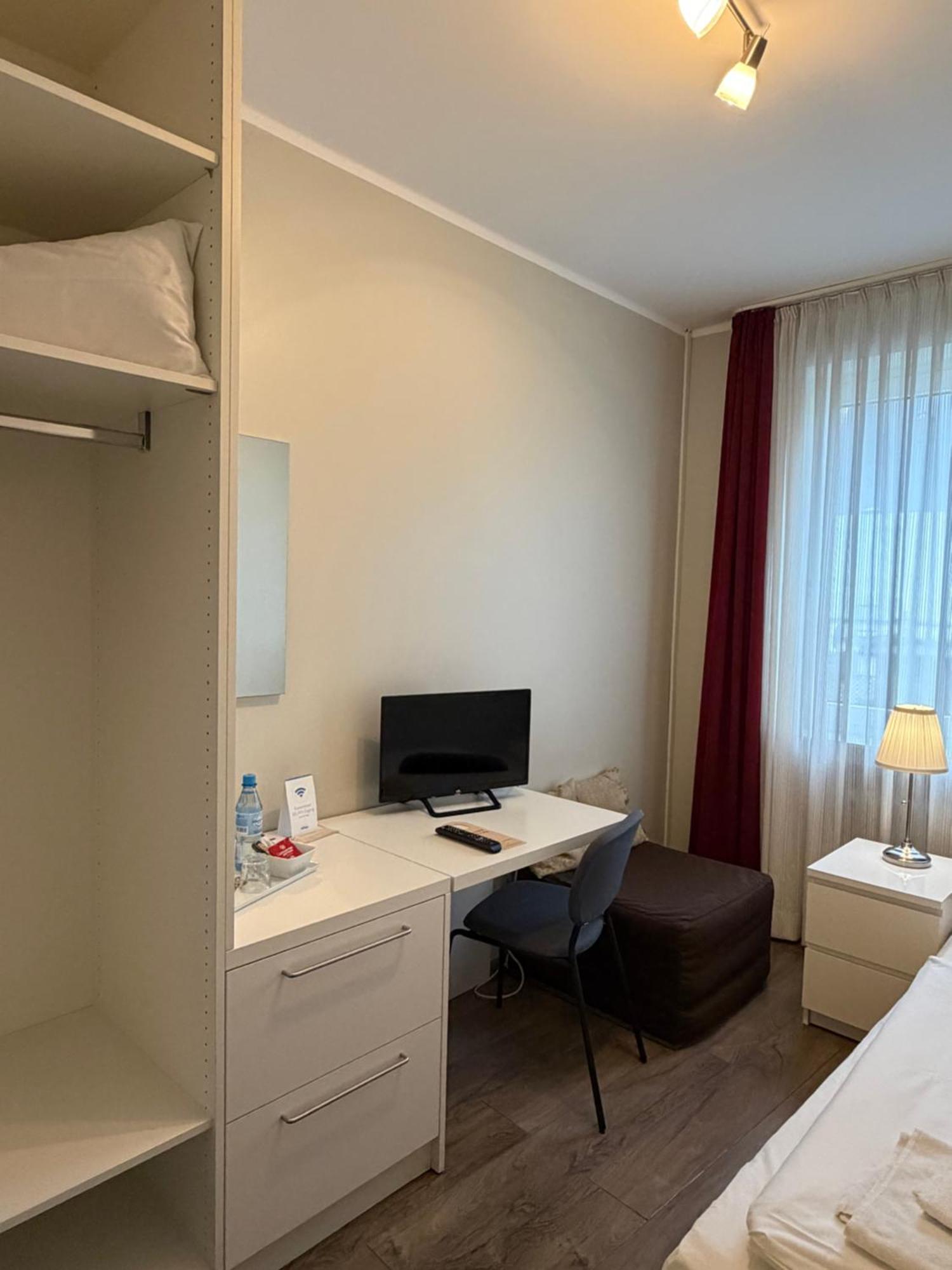 Barcelona 3*